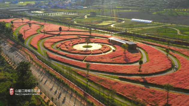 这里环境优美；田野风光甚好；