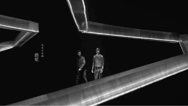 灯光设计师解决服装设计师的产品展示；最企业形象宣传片拍摄制作完成；